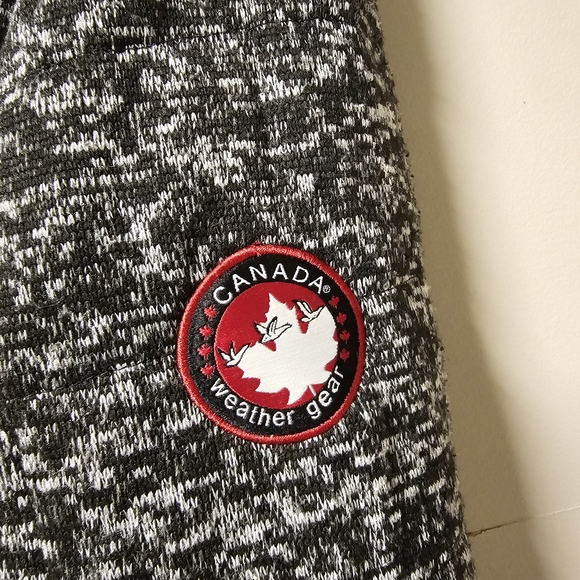 Canada Weather Gear Black/Yellow Hooded Zip-Up Lightweight Jacket - Picture 9 of 15